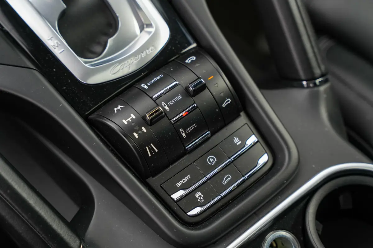 3.0 D BOSE Memory Schuifdak Luchtvering Cruise Leer Stuurverw.