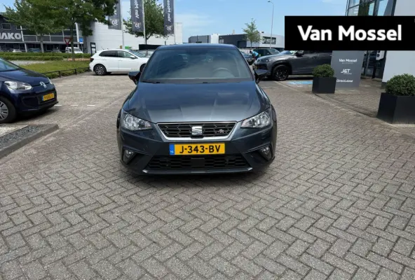 1.0 TSI FR Business Intense 116 PK | Navigatie | Climate Control | Apple Carplay | Stoelverwarming | Achteruitrijcamera | Parkeersensoren | Panoramadak |