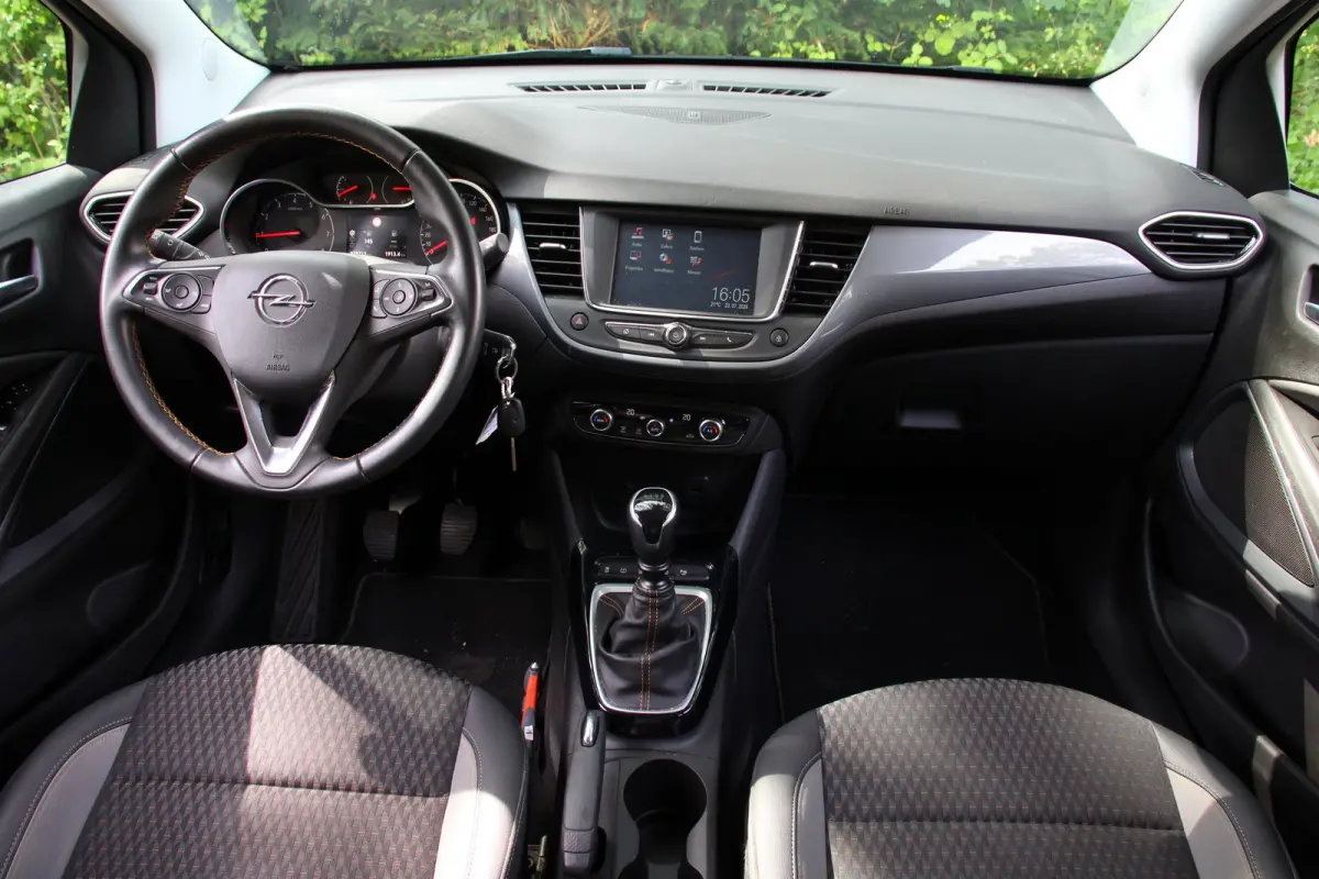 1.2 Turbo 110pk Innovation | NL-AUTO! | 1E EIGENAAR! | CRUISE | PARK SENS | APPLE CARPLAY/ANDROID AUTO | LED | CLIMA