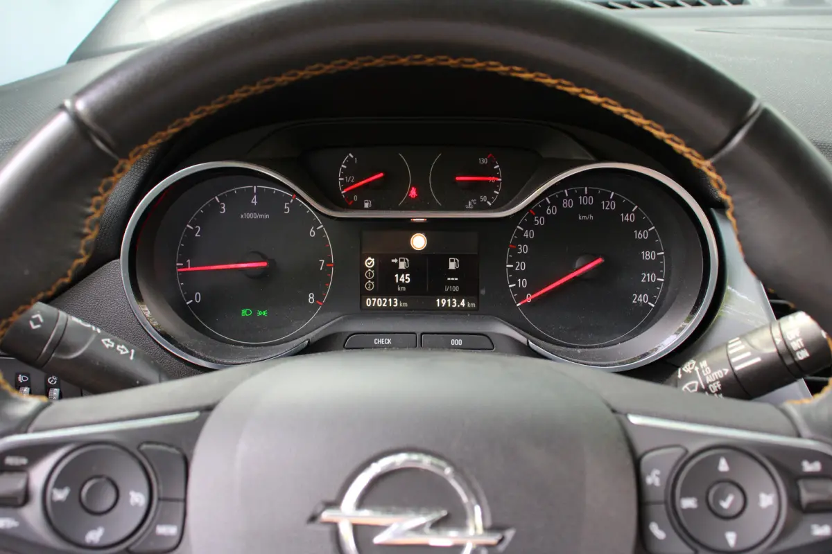 1.2 Turbo 110pk Innovation | NL-AUTO! | 1E EIGENAAR! | CRUISE | PARK SENS | APPLE CARPLAY/ANDROID AUTO | LED | CLIMA