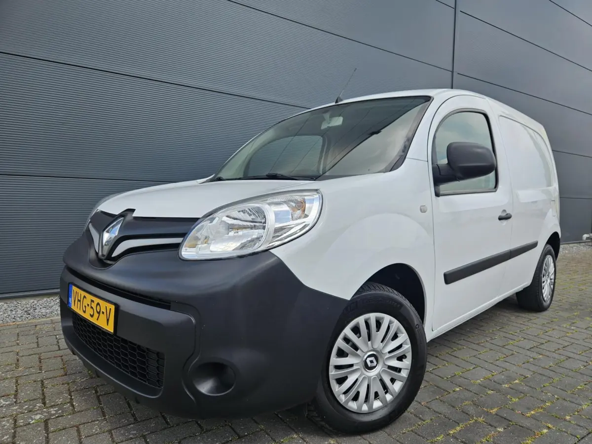 1.5 Blue dCi Airco Cruise Navi Trekh