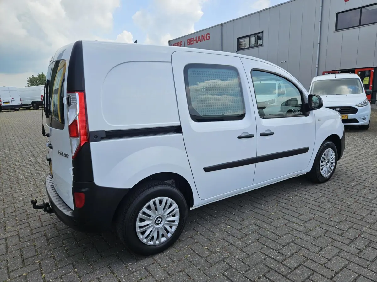 1.5 Blue dCi Airco Cruise Navi Trekh