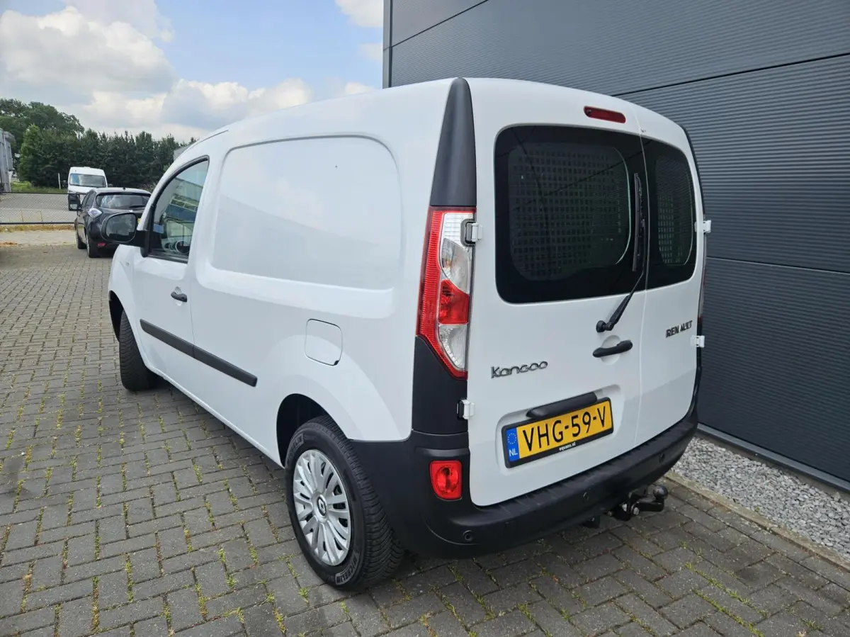 1.5 Blue dCi Airco Cruise Navi Trekh
