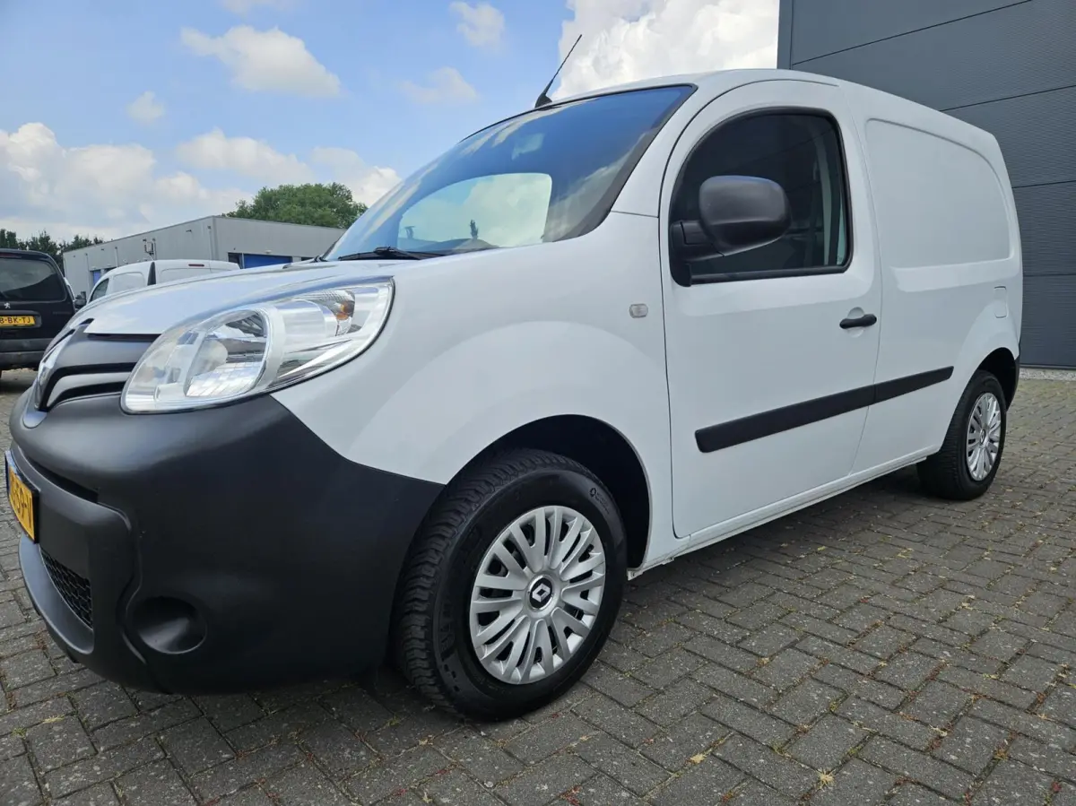 1.5 Blue dCi Airco Cruise Navi Trekh