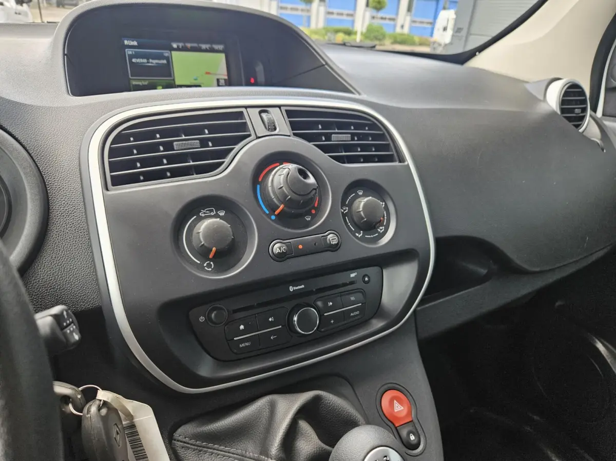 1.5 Blue dCi Airco Cruise Navi Trekh
