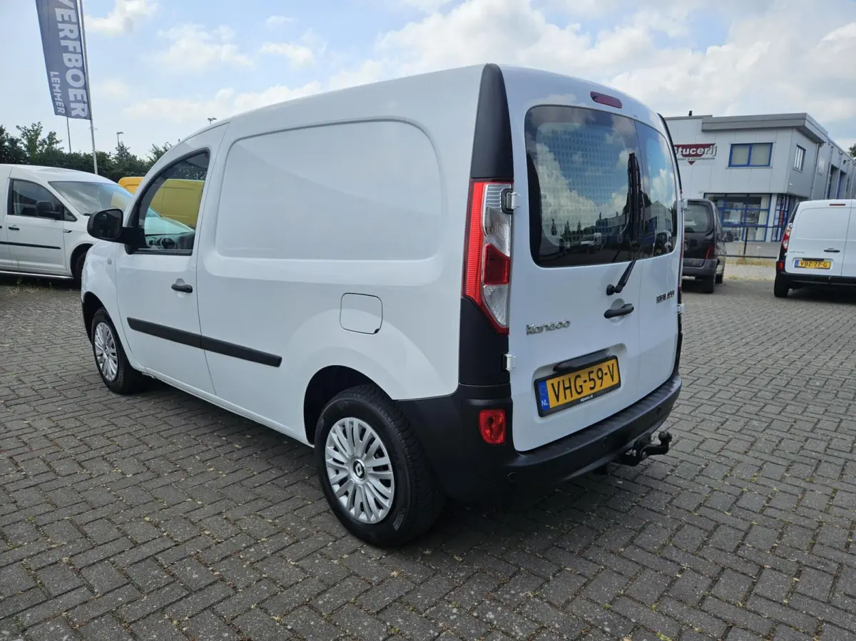 1.5 Blue dCi Airco Cruise Navi Trekh