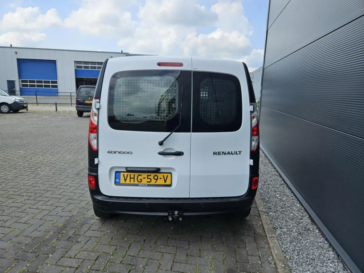 1.5 Blue dCi Airco Cruise Navi Trekh