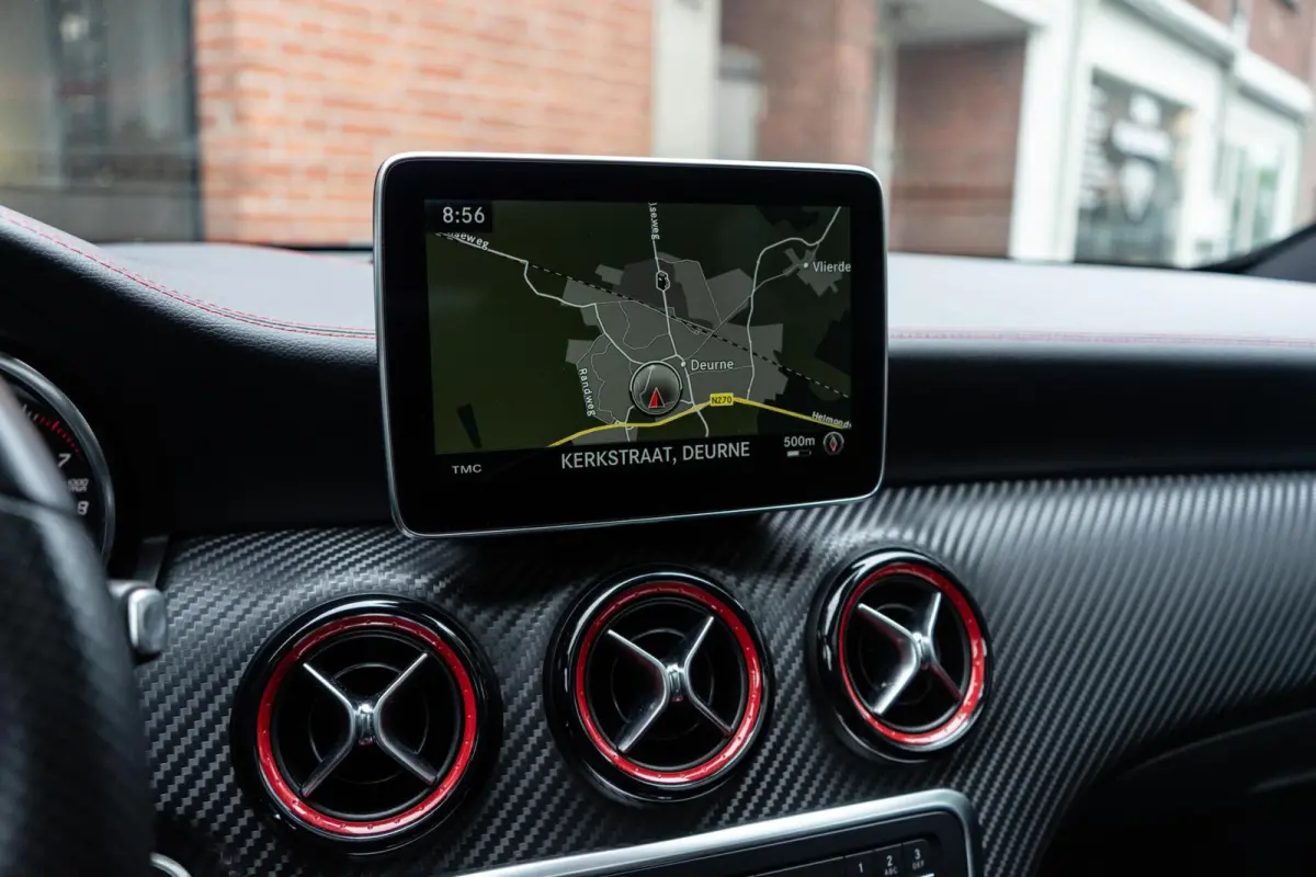 250 AMG 4MATIC Pano / Memory / Camera