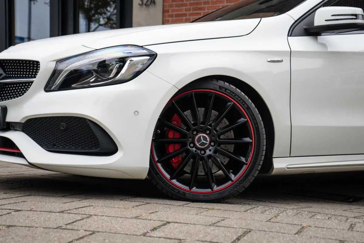 250 AMG 4MATIC Pano / Memory / Camera