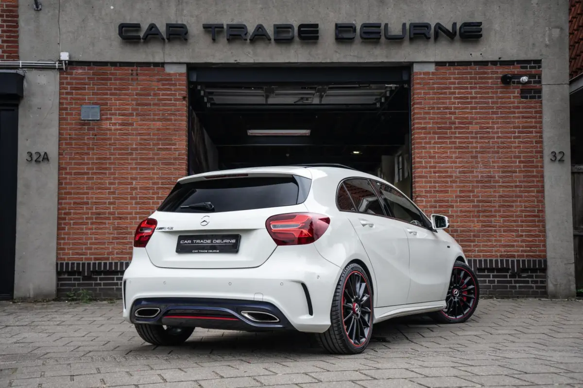 250 AMG 4MATIC Pano / Memory / Camera
