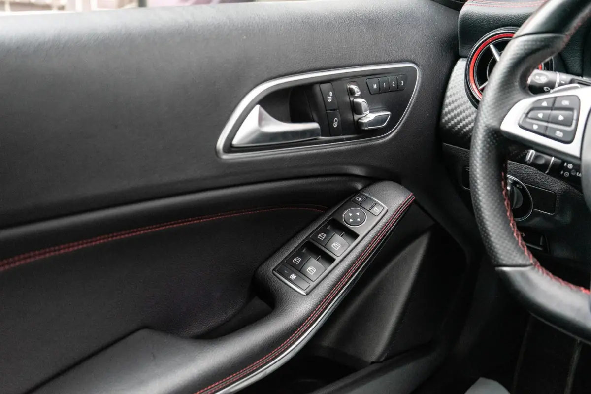 250 AMG 4MATIC Pano / Memory / Camera