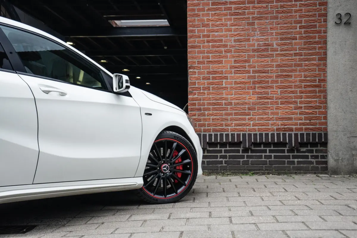 250 AMG 4MATIC Pano / Memory / Camera