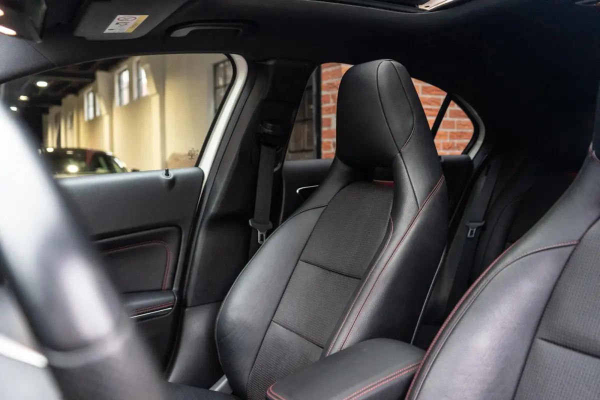 250 AMG 4MATIC Pano / Memory / Camera