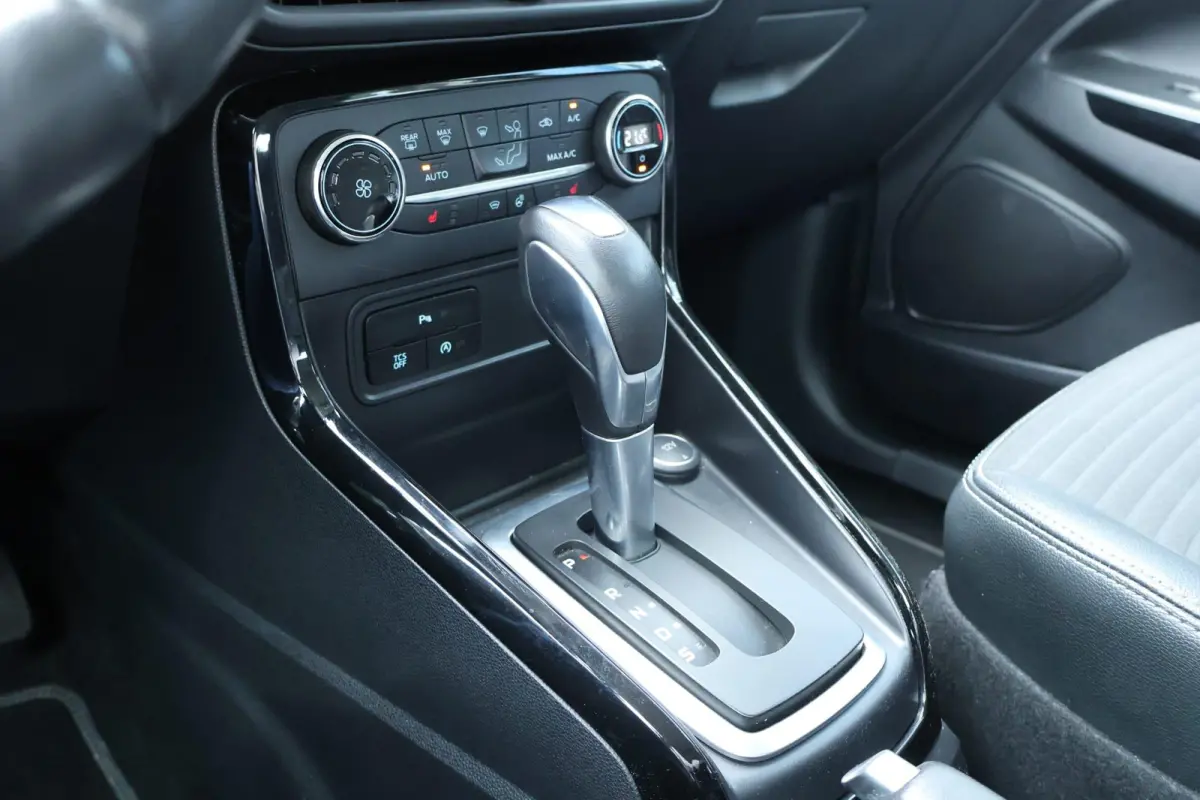 1.0 EcoBoost Titanium | Automaat | B&O | Half Leder | Dodehoek | Winterpack | Cruise Control | Dealer Onderhouden! |