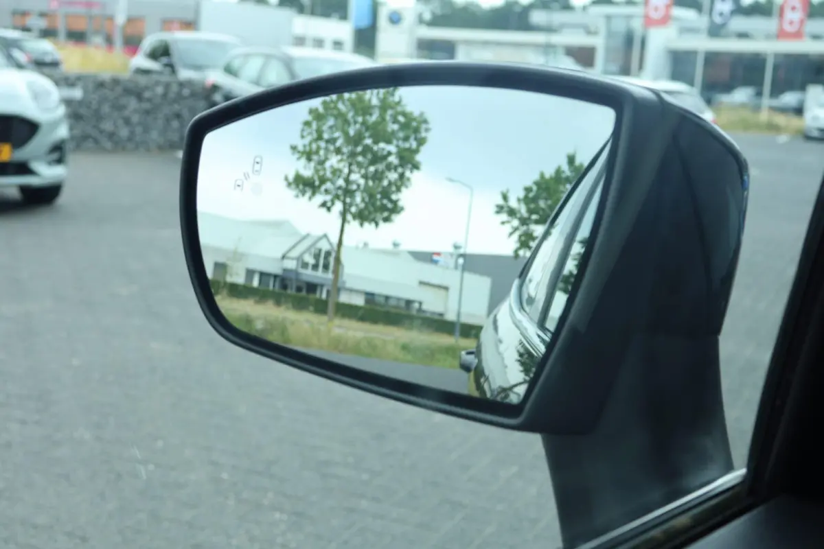 1.0 EcoBoost Titanium | Automaat | B&O | Half Leder | Dodehoek | Winterpack | Cruise Control | Dealer Onderhouden! |