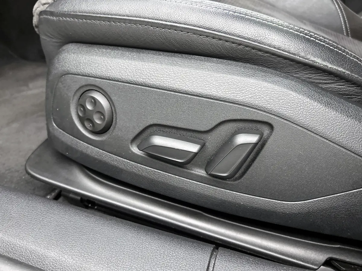 3.0 TFSI S5 quattro Pro Line Plus (Goed OndH, Panorama, B&O, Trekhaak, Camera, Navi, Addapt Cruise, Etc)