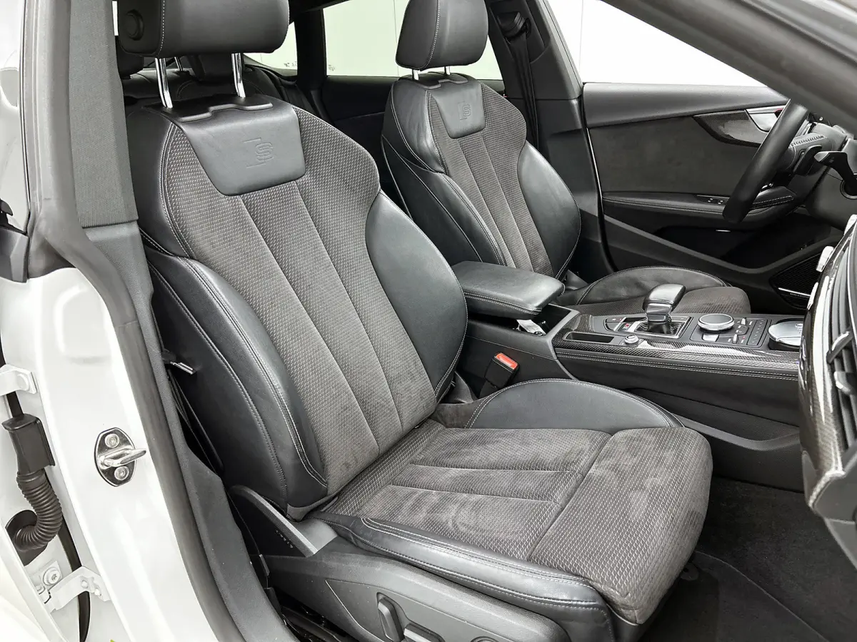 3.0 TFSI S5 quattro Pro Line Plus (Goed OndH, Panorama, B&O, Trekhaak, Camera, Navi, Addapt Cruise, Etc)