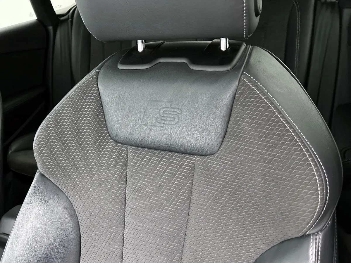 3.0 TFSI S5 quattro Pro Line Plus (Goed OndH, Panorama, B&O, Trekhaak, Camera, Navi, Addapt Cruise, Etc)