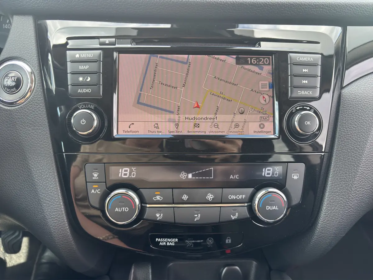 1.3 | Trekhaak | 360 camera | Panoramadak | Apple Carplay\Android Auto |
