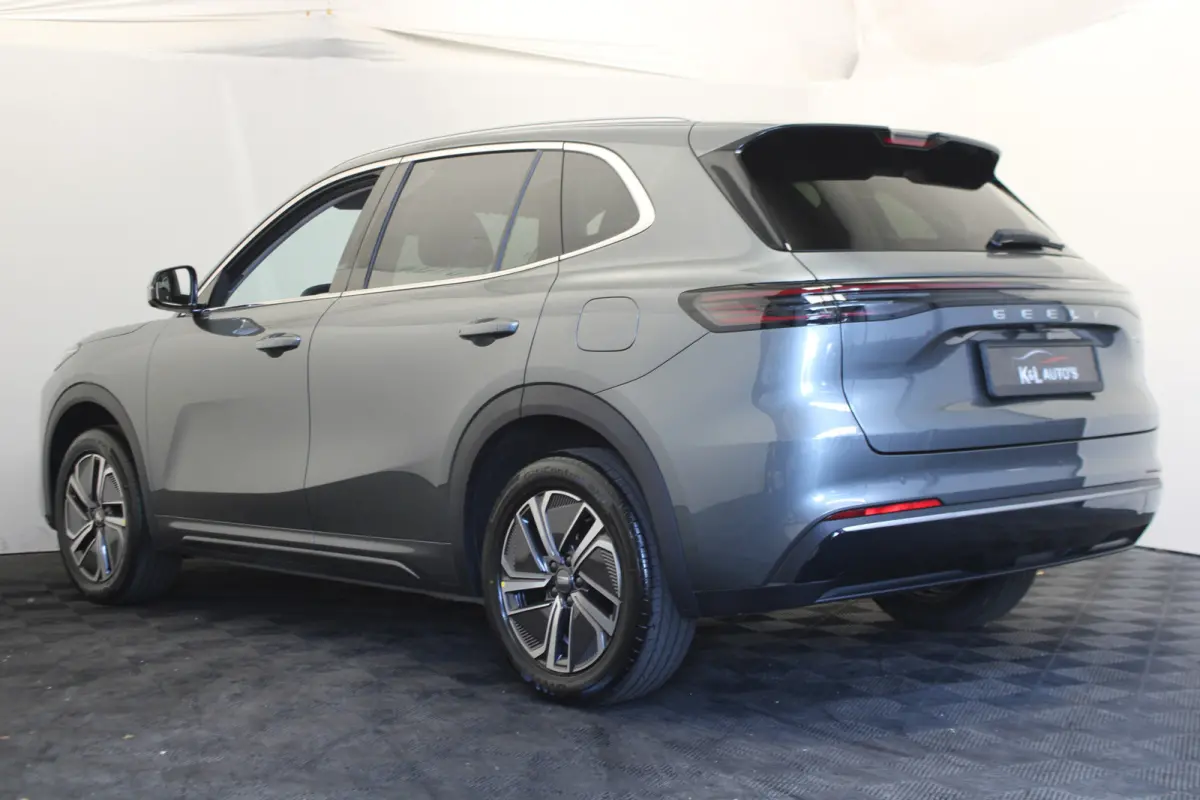 1.5 Pro |Plug in Hybrid|83km Elektrisch|