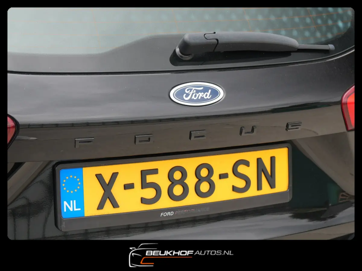 1.0 EcoBoost ST Line Business Carplay Navi