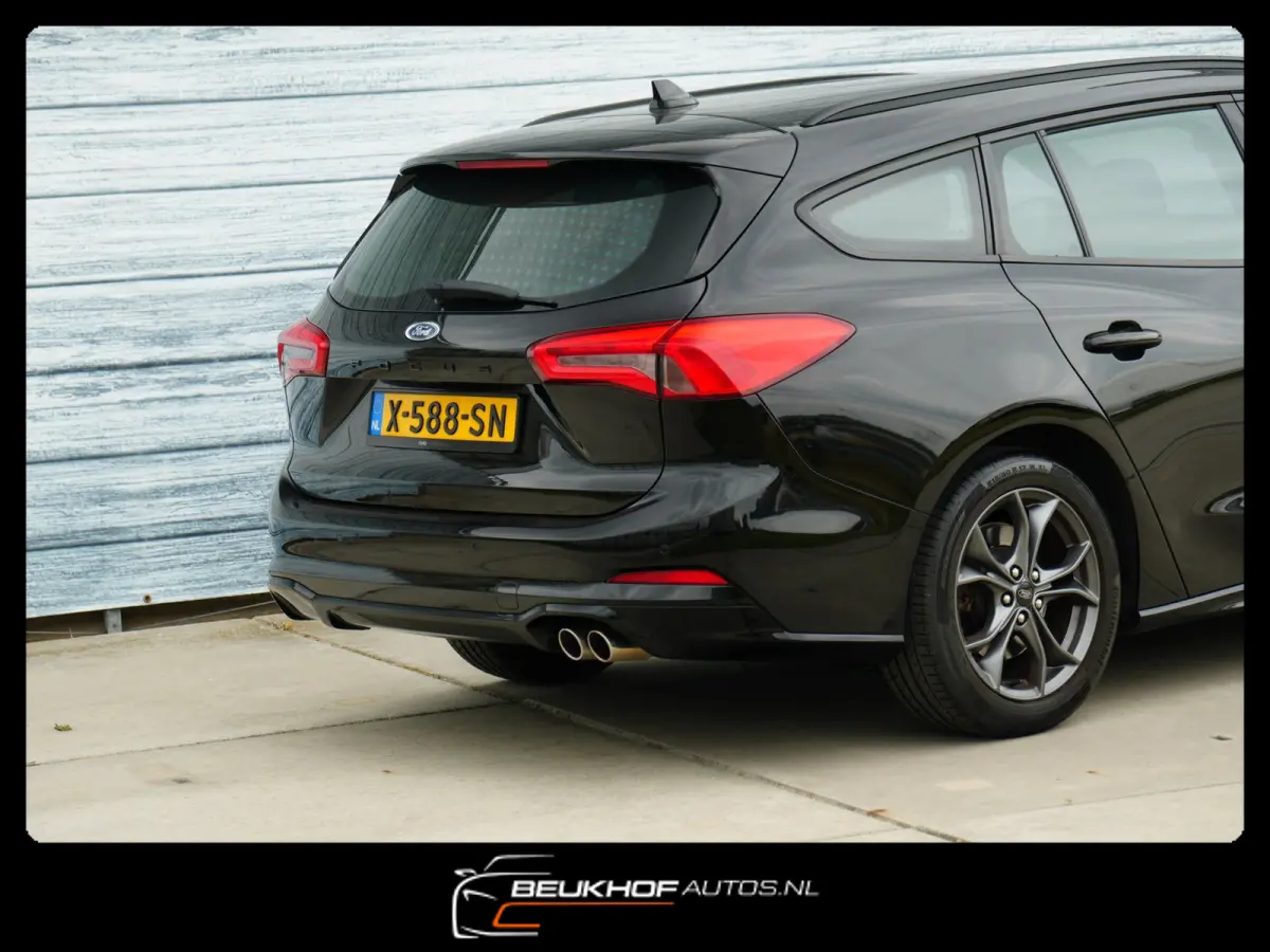 1.0 EcoBoost ST Line Business Carplay Navi
