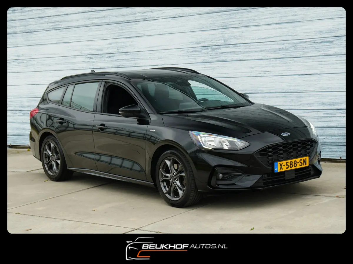 1.0 EcoBoost ST Line Business Carplay Navi