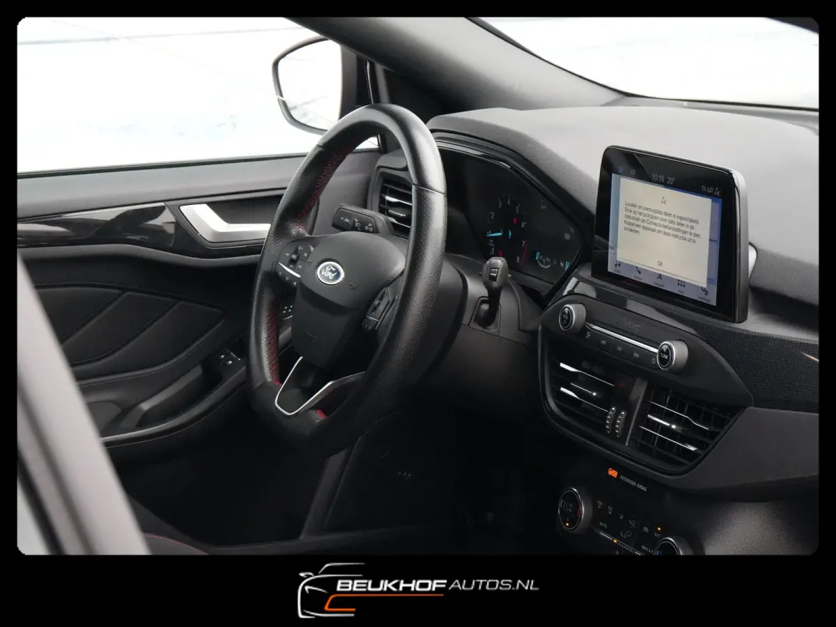 1.0 EcoBoost ST Line Business Carplay Navi