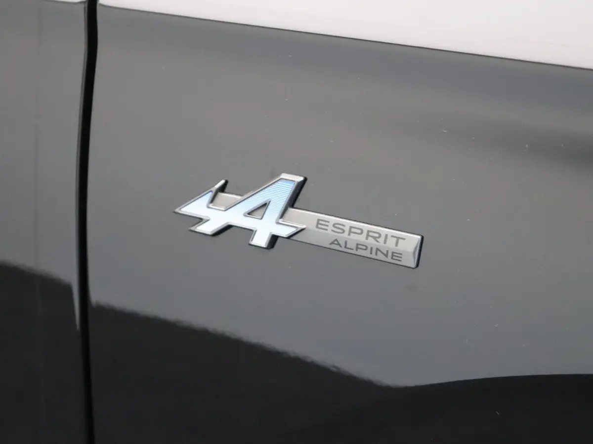 E-Tech full hybrid 200pk esprit Alpine | Vijf jaar garantie | Stoel- en stuurwielverwarming | Elek. bedienbare achterklep |