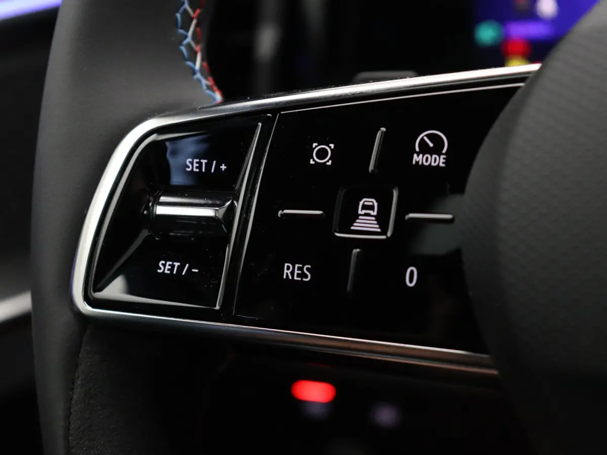 E-Tech full hybrid 200pk esprit Alpine | Vijf jaar garantie | Stoel- en stuurwielverwarming | Elek. bedienbare achterklep |
