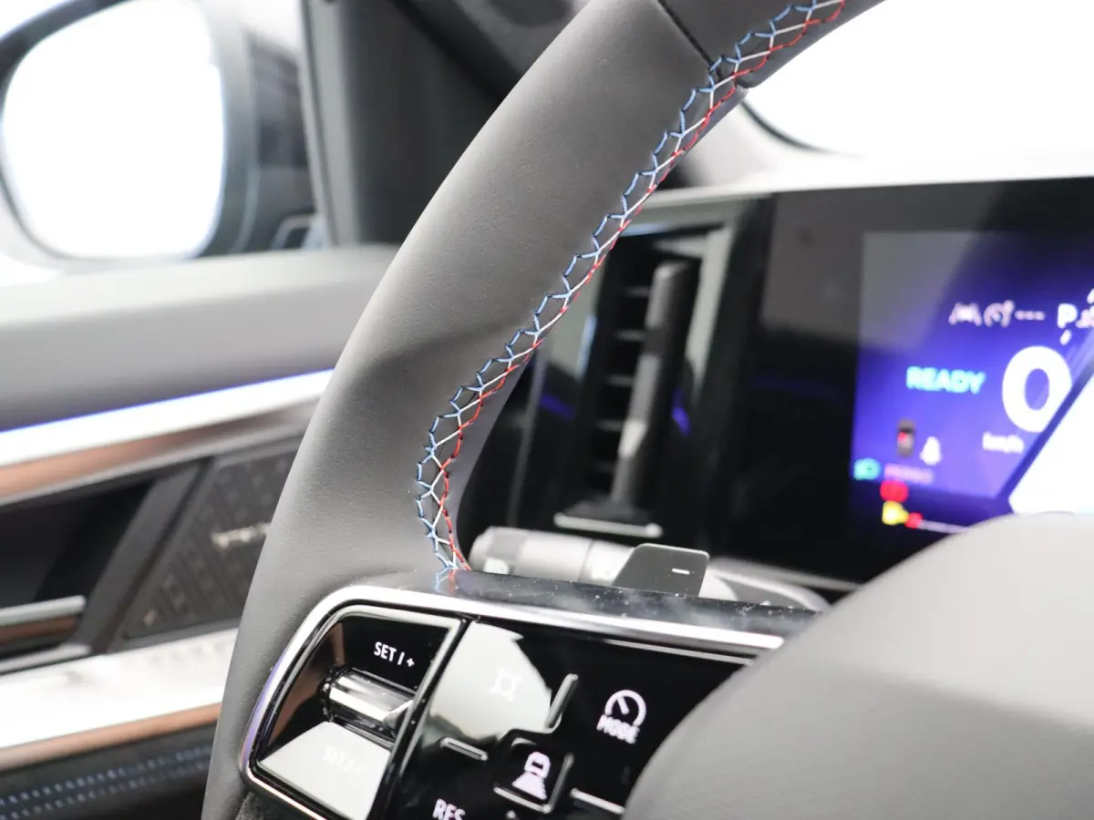 E-Tech full hybrid 200pk esprit Alpine | Vijf jaar garantie | Stoel- en stuurwielverwarming | Elek. bedienbare achterklep |