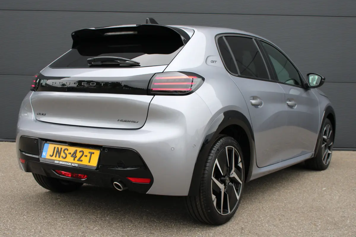 1.2 Hybrid GT | 8 Jaar garantie | 360 camera | Keyless | Navigatie  | Apple carplay & Android auto |
