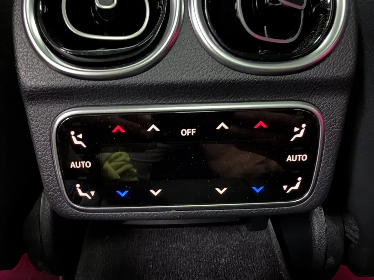 300 e AMG Line PANO/BURMESTER/H-UP/DAB/360CAM/STOEL-M+KOELING/SFEERVERL/V-COCKPIT///