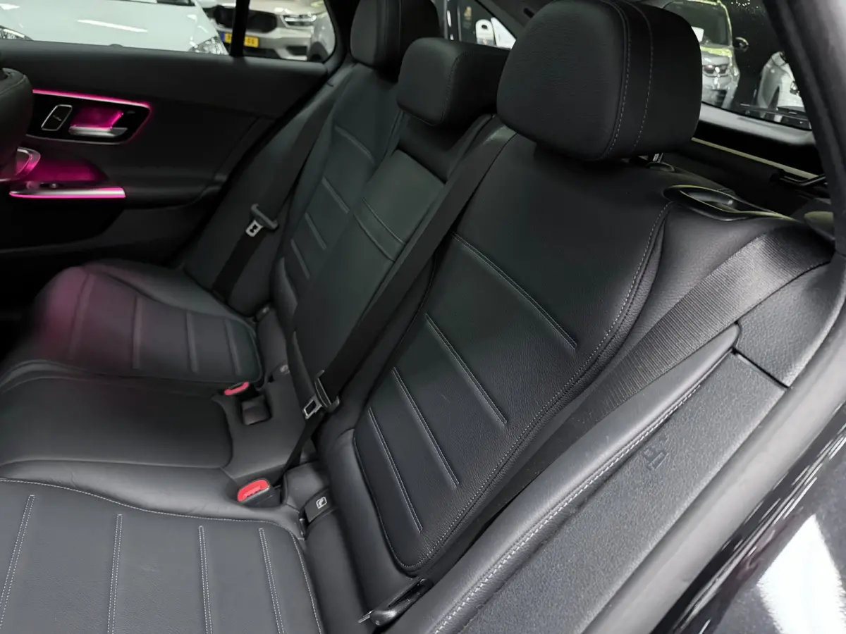 300 e AMG Line PANO/BURMESTER/H-UP/DAB/360CAM/STOEL-M+KOELING/SFEERVERL/V-COCKPIT///