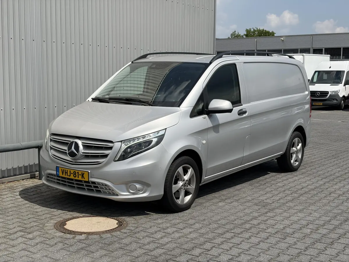 119 CDI*AUTOM.*ECC*NAVI*CAM*TEL*3PERS*LED*