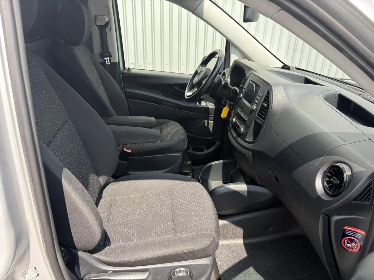 119 CDI*AUTOM.*ECC*NAVI*CAM*TEL*3PERS*LED*