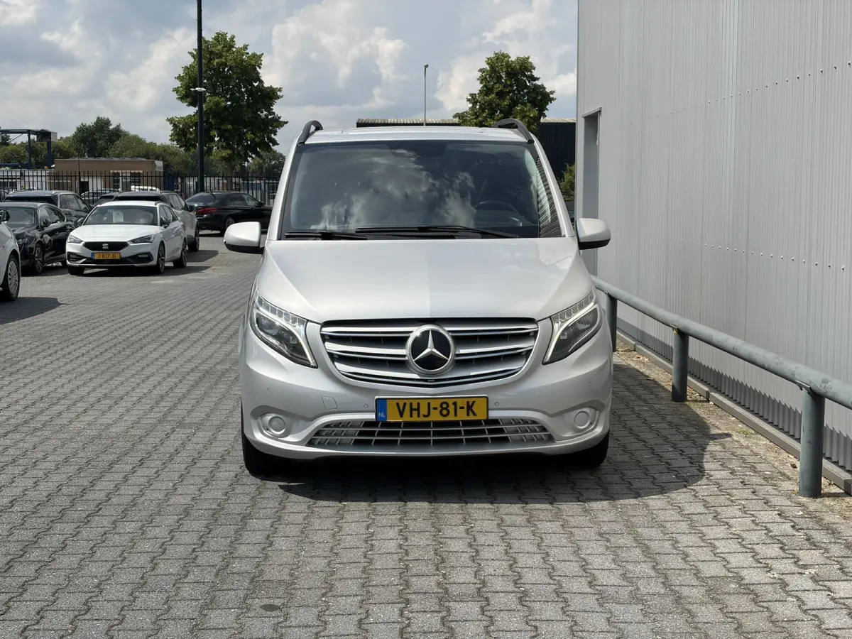 119 CDI*AUTOM.*ECC*NAVI*CAM*TEL*3PERS*LED*