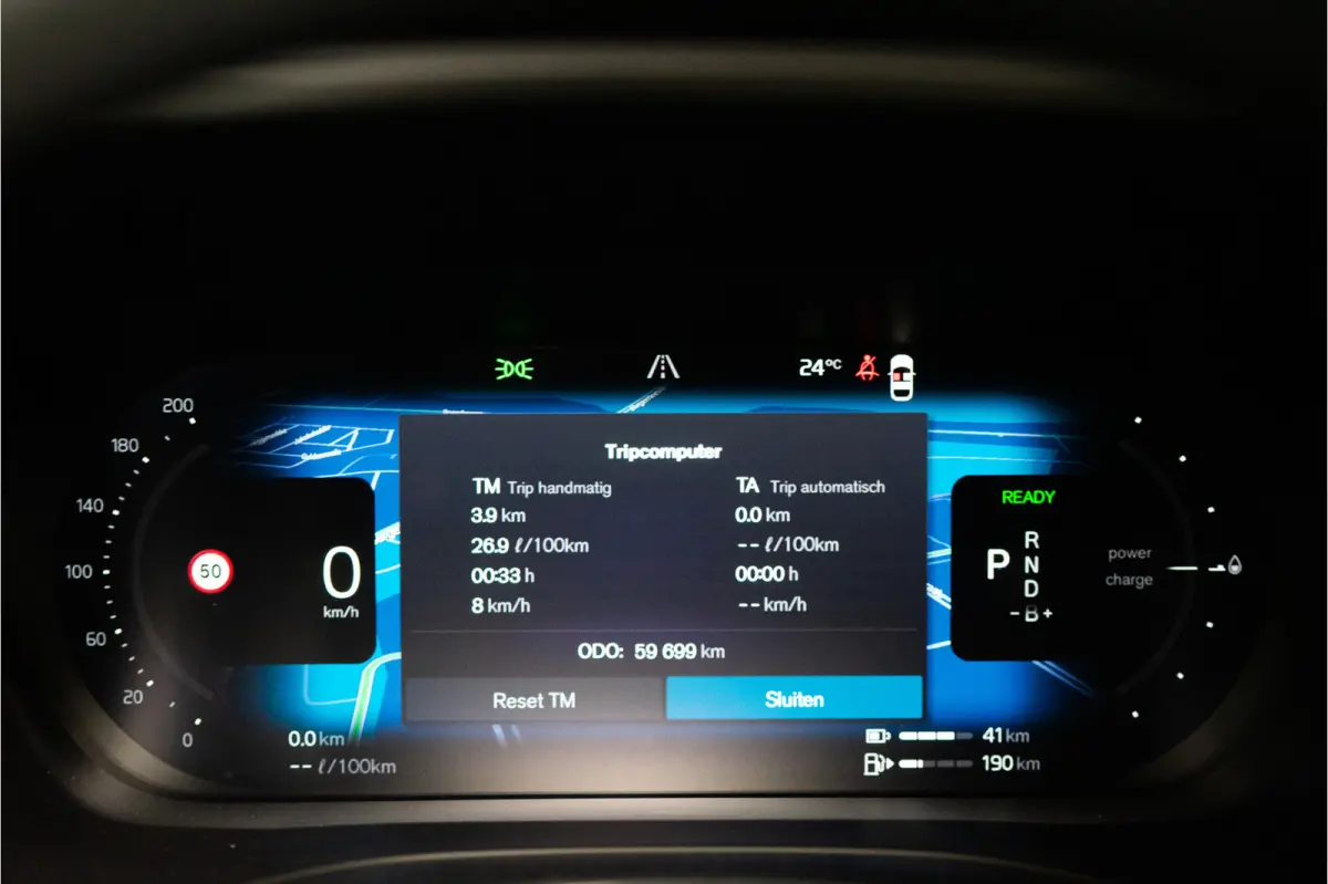 2.0 T6 Plug-in hybrid AWD Plus Dark Long Range 350PK | Harman/Kardon | Sportstoelen | LED | Pano | 12 MND Garantie
