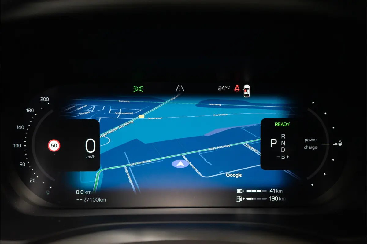 2.0 T6 Plug-in hybrid AWD Plus Dark Long Range 350PK | Harman/Kardon | Sportstoelen | LED | Pano | 12 MND Garantie