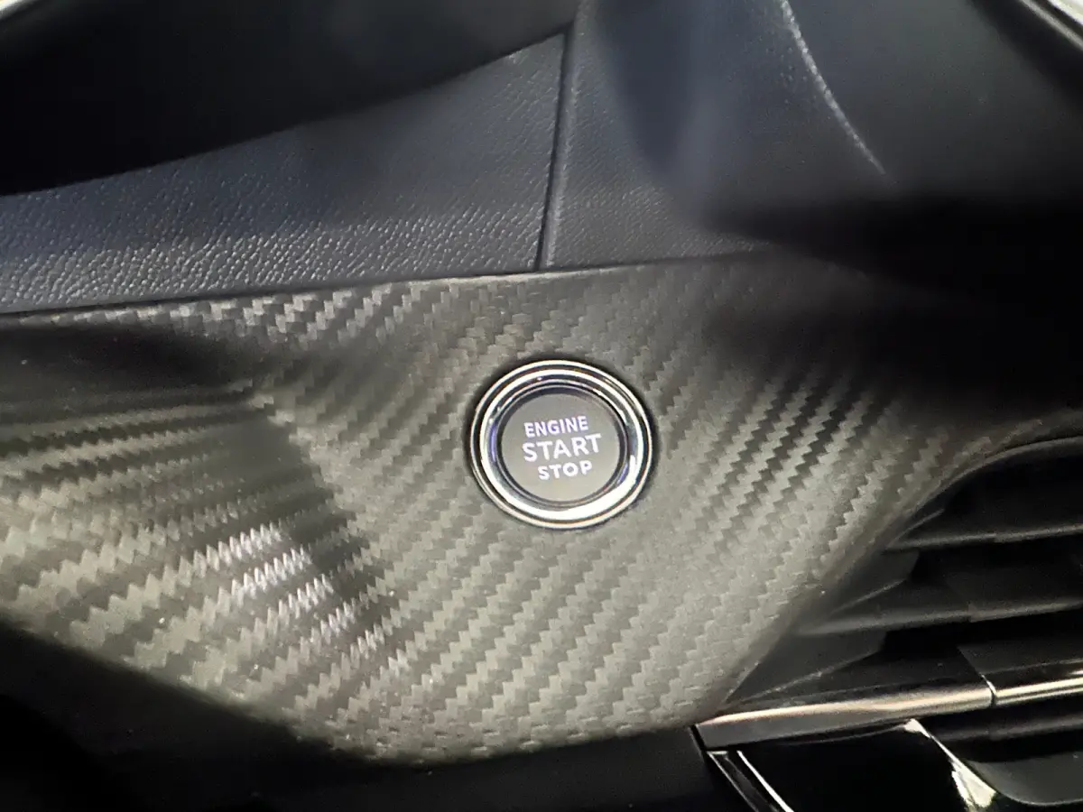 Hybrid 100 e-DCS6 GT Camera | Leder/Stof | Carplay | 17LMV | Dode hoek | Clima | Cruise | Carplay | Bluetooth | Navigatie | Getint glas | Achteruitrijcamera | Apple Carplay/Android Auto|tele