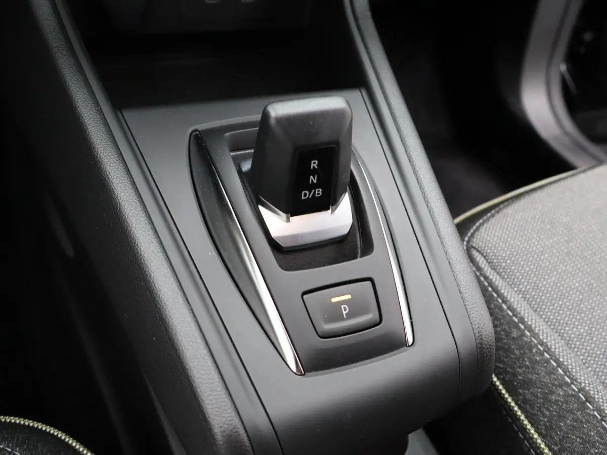techno full hybrid E-Tech 160 | Google Navigatie | Parkeercamera | Climate Control |