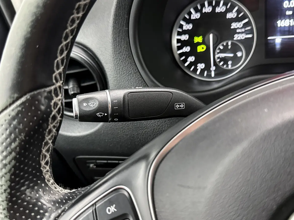 111 CDI Business Professional Plus Led koplampen Navigatie