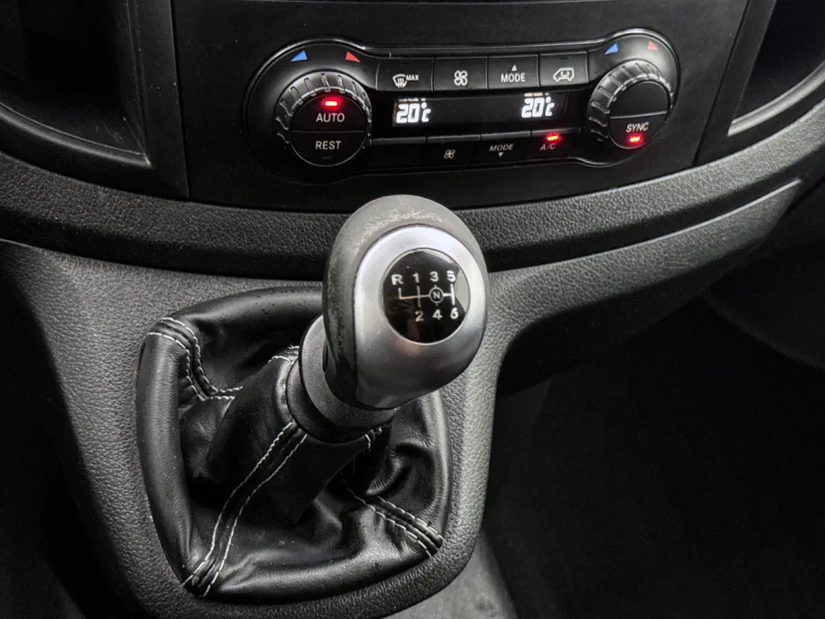 111 CDI Business Professional Plus Led koplampen Navigatie