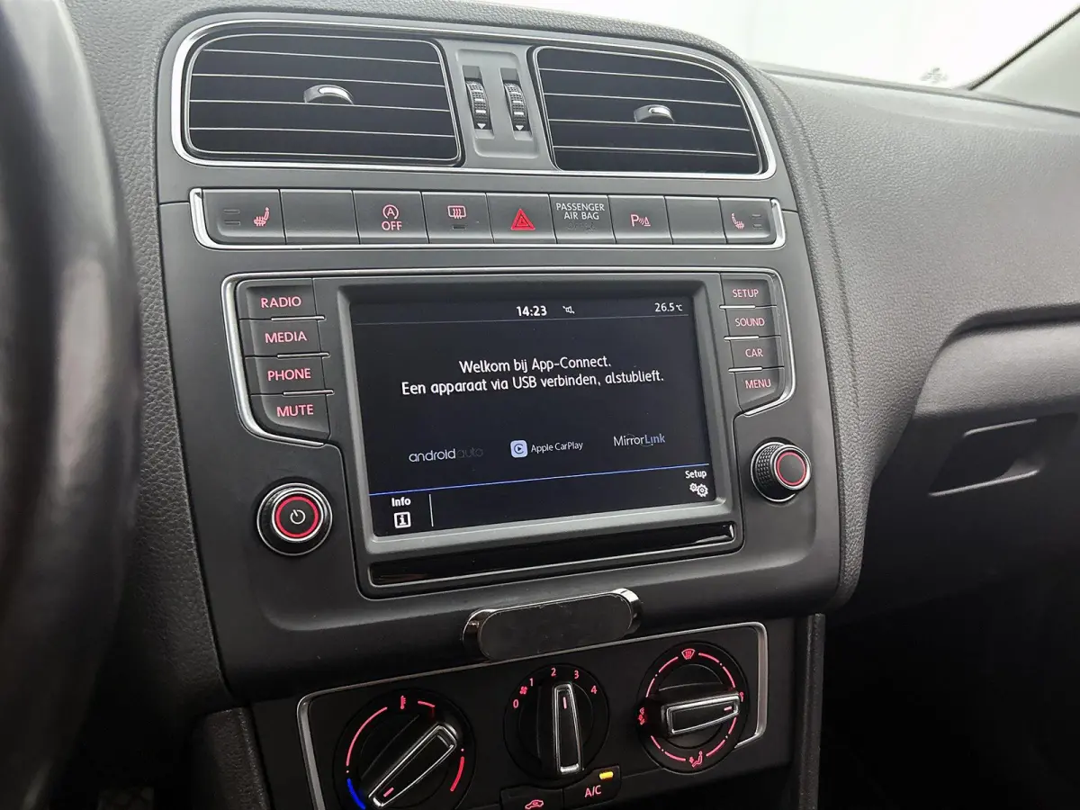 1.2 TSI Comfortline Business R Automaat | Cruise control | Airco | Apple carplay | Parkeersensoren |
