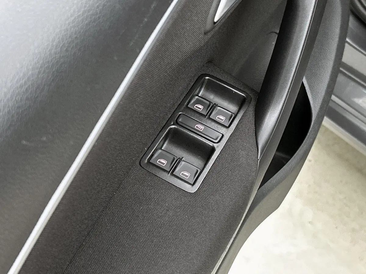 1.2 TSI Comfortline Business R Automaat | Cruise control | Airco | Apple carplay | Parkeersensoren |