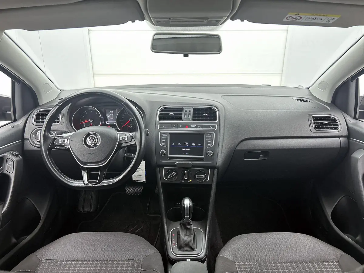 1.2 TSI Comfortline Business R Automaat | Cruise control | Airco | Apple carplay | Parkeersensoren |