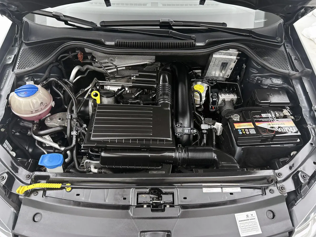 1.2 TSI Comfortline Business R Automaat | Cruise control | Airco | Apple carplay | Parkeersensoren |