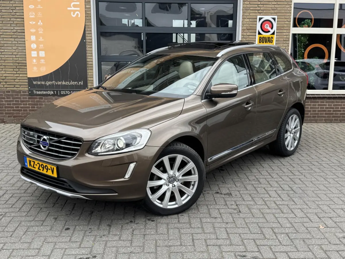 2.0 T5 AUTOMAAT INSCRIPTION LEER/NAVI/PANODAK/FULL OPTIONS/NL-AUTO/77.000 KM!