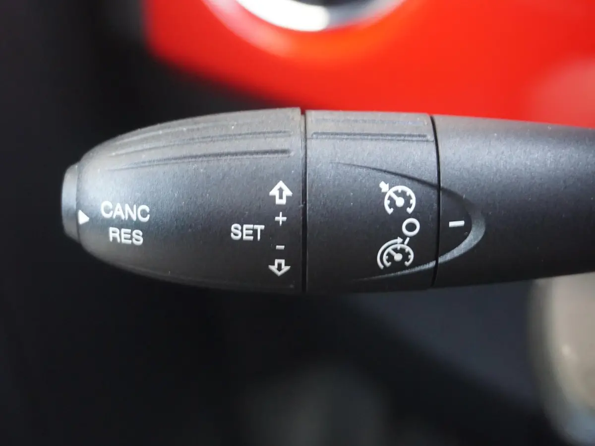 1.0 Hybrid RED Fiat Fiat 500