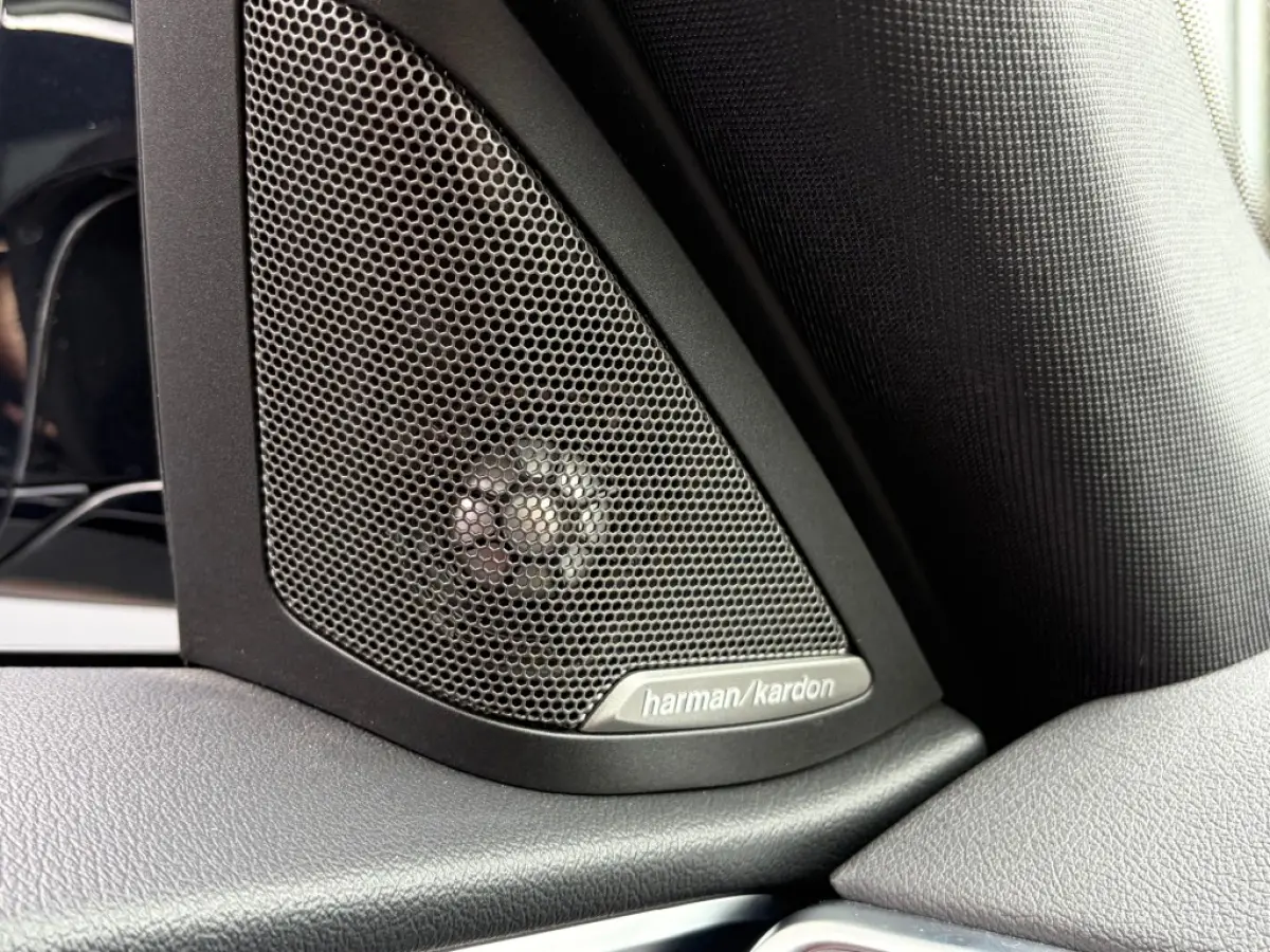 M50 Pano Laser Harman Kardon HUD Keyless
